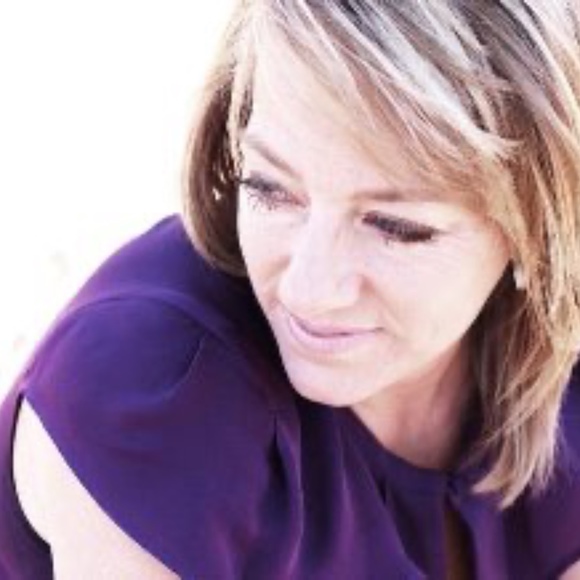 Meet your Posher, Kerrry - Picture 1 of 1